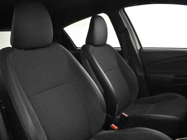 Toyota YARIS 1.5 Hybrid High Chic | Half leder | Camera |