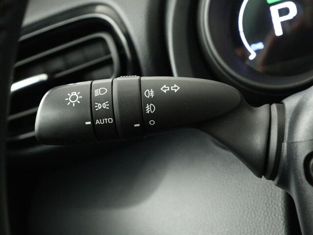 Toyota YARIS 1.5 Hybrid Dynamic