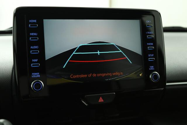 Toyota YARIS Cross 1.5 Hybrid Dynamic | Stoelverwarming voor | Stuurwielverwarming | Apple Carplay/ Android Auto | Camera Achter |