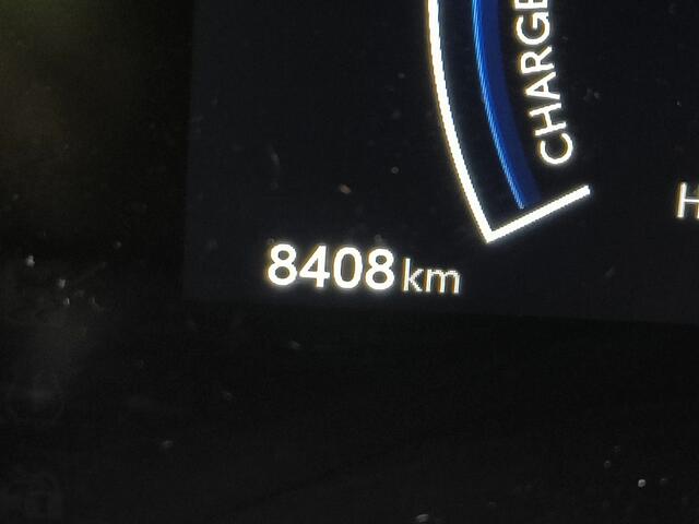 Toyota YARIS Cross 1.5 Hybrid 115 First Edition Rijklaar + Fabrieksgarantie Henk Jongen Auto's in Helmond, al 50 jaar service zoals 't hoort!