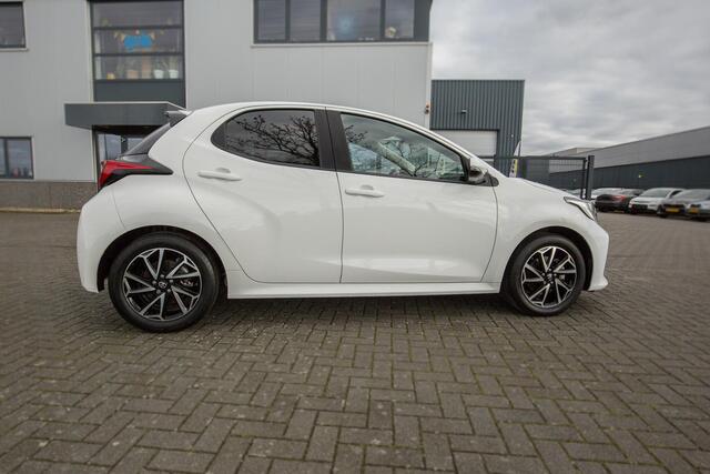 Toyota YARIS 1.5 Hybrid 115 Active