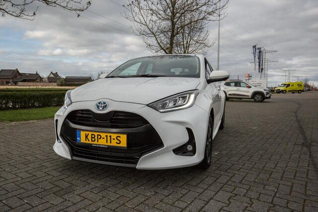 Toyota YARIS 1.5 Hybrid 115 Active