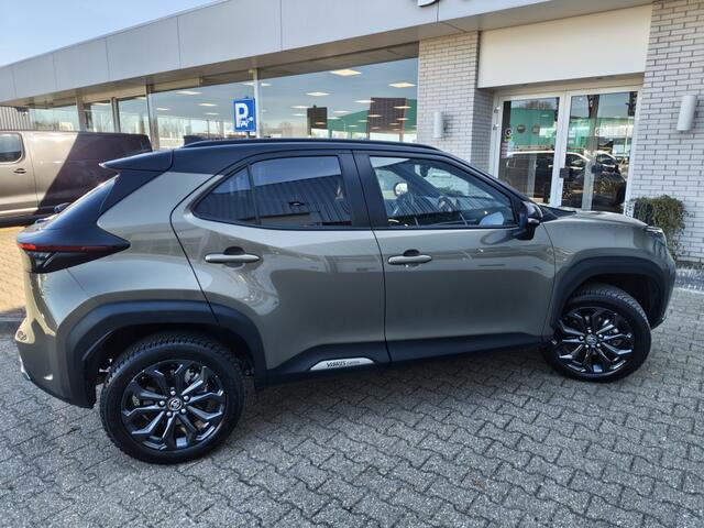 Toyota YARIS Cross 1.5 Hybrid Explore | Navi | Sensoren v/a | Stoelverwarming