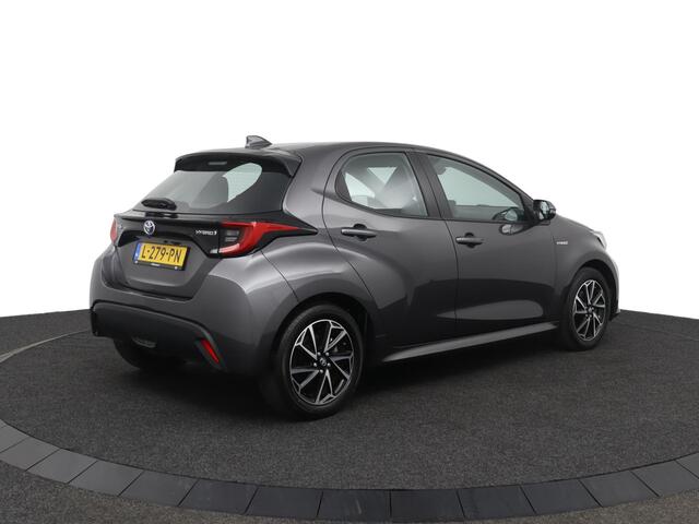 Toyota YARIS 1.5 Hybrid Dynamic | Lage kilometerstand | Parkeercamera | Navigatie |