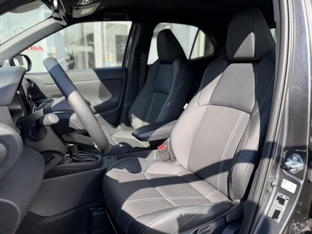 Toyota YARIS Cross 1.5 Hybrid 130 Executive Plus Pack | GEEN AFLEVERKOSTEN | Elektrische achterklep, Parkeersensoren, Dodehoekdetectie