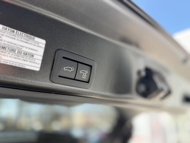 Toyota YARIS Cross 1.5 Hybrid 130 Executive Plus Pack | GEEN AFLEVERKOSTEN | Elektrische achterklep, Parkeersensoren, Dodehoekdetectie