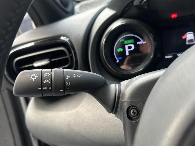 Toyota YARIS 1.5 Hybrid Executive