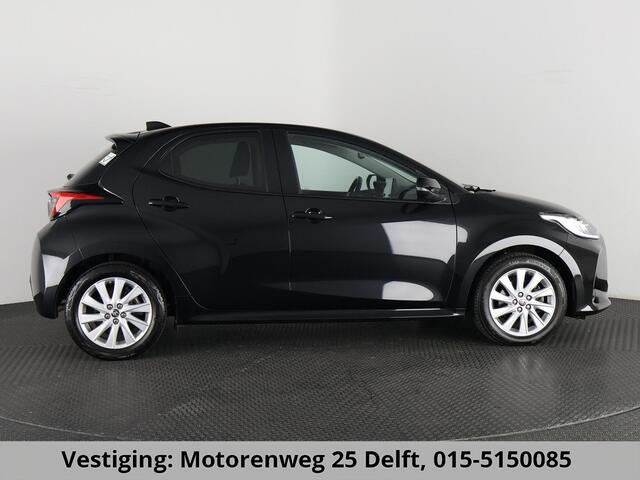 Toyota YARIS 1.5 Hybrid 1.5 Hybrid 115 Business GARANTIE TOT 7-2032 . Apple Carplay & AndroidAUTO . Achteruitrij Camera . Stuur- & Stoelverwarming .