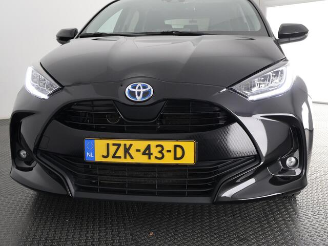 Toyota YARIS 1.5 Hybrid 1.5 Hybrid 115 Business GARANTIE TOT 7-2032 . Apple Carplay & AndroidAUTO . Achteruitrij Camera . Stuur- & Stoelverwarming .