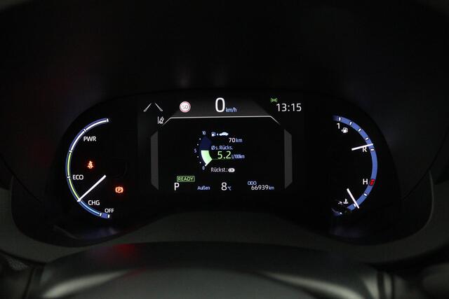 Toyota YARIS Cross 1.5 Hybrid Adventure | Leder / Stof bekleding | 360 graden camera | Stuur en stoelverwarming |