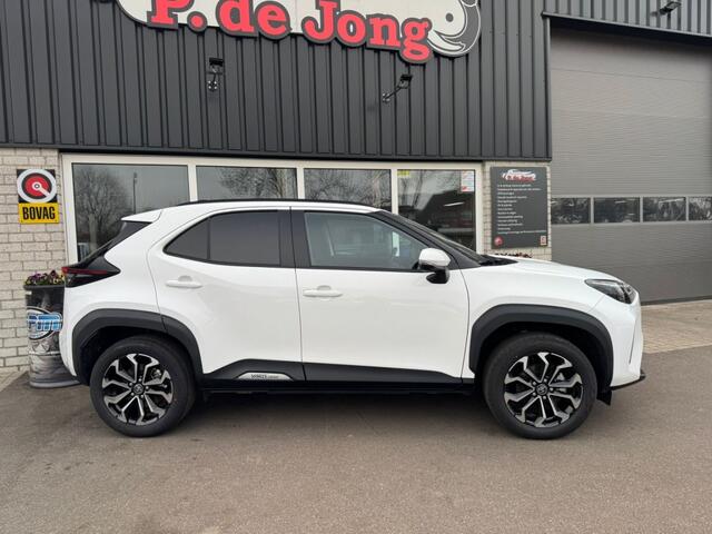 Toyota YARIS 1.5 Hybrid zo goed als nieuw Carplay Camera ACC Stoelverwarming