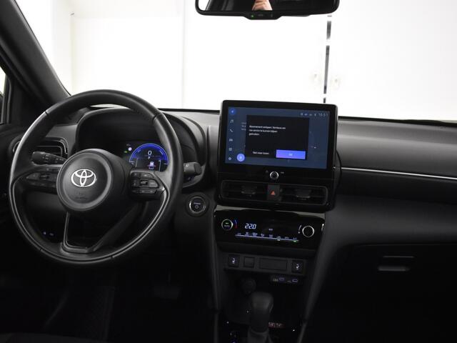 Toyota YARIS Cross 1.5 Hybrid 115 First | Stoel + stuurverw. | Adaptive cruise |