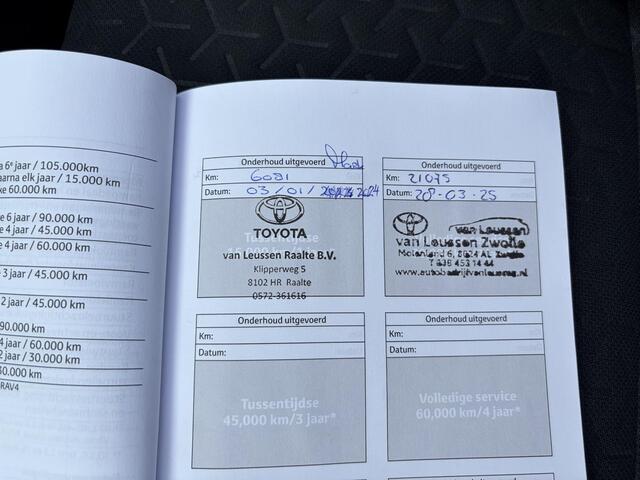 Toyota YARIS Cross 1.5 Hybrid Explore / Navigatie / Stoelen- en stuurverwarming / Trekhaak Afneembaar / 10 jaar fabrieksgarantie mogelijk / Dealeronderhouden