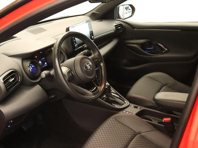 Toyota YARIS 1.5 Hybrid Launch Edition - HEAD-UP DISPLAY - APPLE CARPLAY/ANDROID AUTO - DODEHOEKDETECTIE - CRUISE CONTROL ADAPTIEF - CLIMATE CONTROL - KEYLESS ENTRY/START - VOORSTOELEN VERWARMD - EXTRA GETINT GLAS - LEDEREN BEKLEDING - BI-TONE