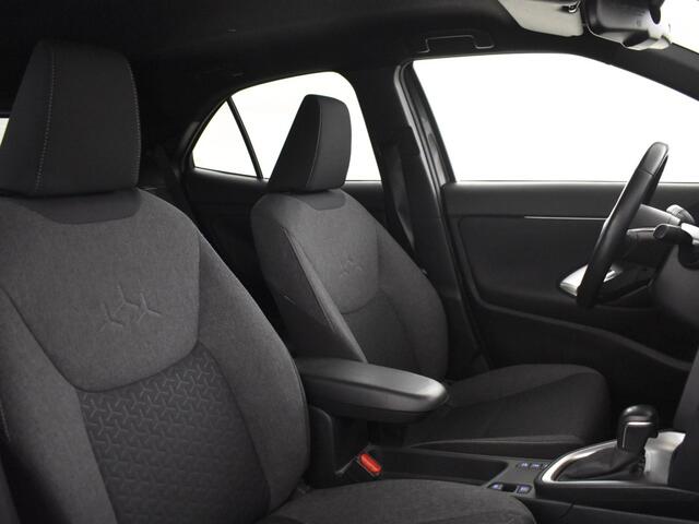 Toyota YARIS Cross 1.5 Hybrid Dynamic | Trekhaak | Dodehoek | Stoelverwarming |