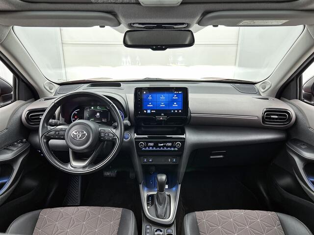 Toyota YARIS Cross 1.5 Hybrid AWD Executive | Panoramadak | Parkeersensoren | Navigatie | AWD