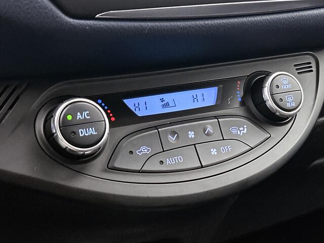 Toyota YARIS 1.5 Hybrid Bi-Tone | Cruise Control | Airco | Achteruitrijcamera