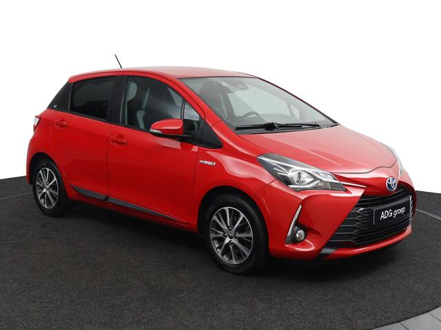 Toyota YARIS 1.5 Hybrid Dynamic Limited | Privacy Glas | Stoelverwarming | Achteruitrijcamera |