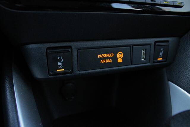 Toyota YARIS 1.5 Hybrid Dynamic |camera|stoelverwarming|dealer onderhouden|