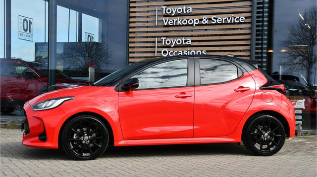 Toyota YARIS 1.5 Hybrid Executive Automaat 116pk | BSM | PDC vóór- & achter | Navigatie | 1e Eigenaar |