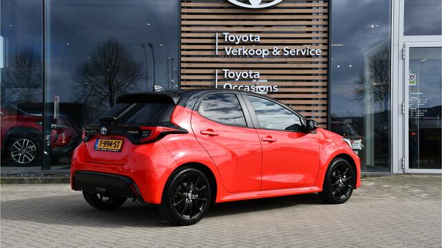Toyota YARIS 1.5 Hybrid Executive Automaat 116pk | BSM | PDC vóór- & achter | Navigatie | 1e Eigenaar |