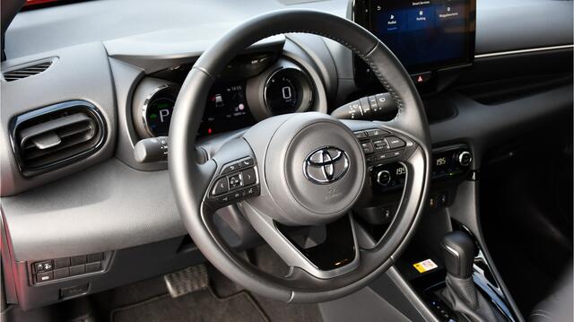 Toyota YARIS 1.5 Hybrid Executive Automaat 116pk | BSM | PDC vóór- & achter | Navigatie | 1e Eigenaar |