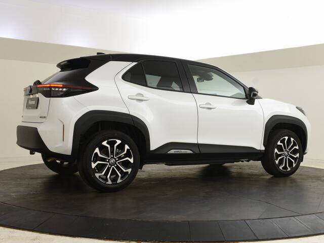 Toyota YARIS Cross 1.5 Hybrid Dynamic | Stoelverwarming | Adapt. cruise | PDC |