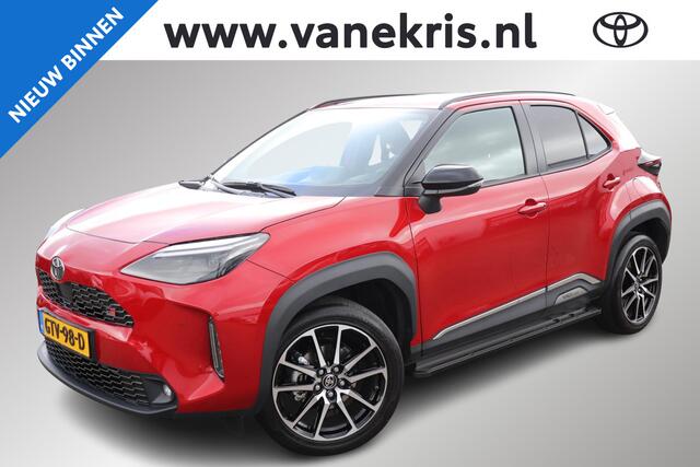 Toyota YARIS Cross 1.5 Hybrid 130 GR SPORT, Treeplanken, Apple Carplay/Android Auto, Stoelverwarming!