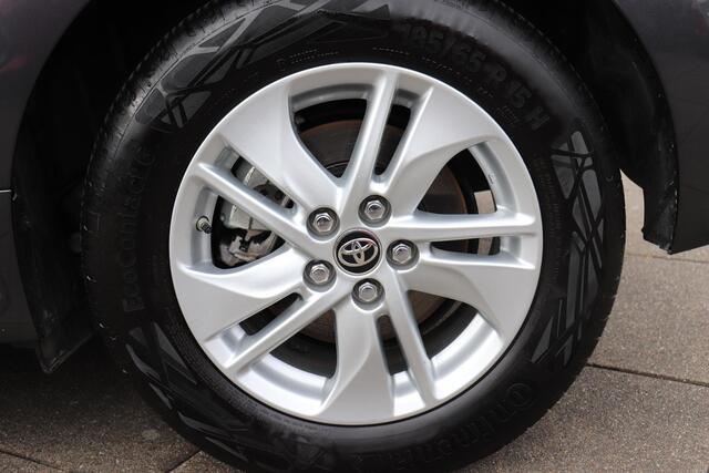 Toyota YARIS 1.5 Hybrid 115 Active Limited, Stoel & stuurverwarming, parkeersensoren