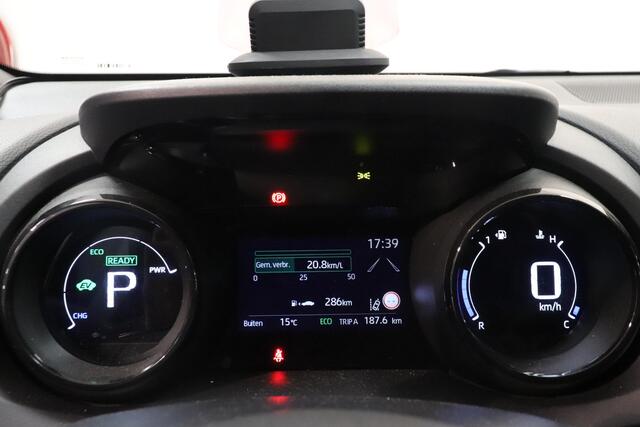 Toyota YARIS 1.5 Hybrid Executive | Climate control | Navigatie Trekhaak | Stoelverwarming | Adaptieve cruise |