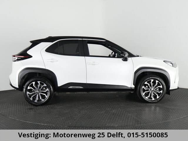 Toyota YARIS Cross 1.5 HYBRIDE DYNAMIC LUXERY BITONE GARANTIE 4-2034 * BLIND SPOT . NAVI.CAMERA. PDC V+A.