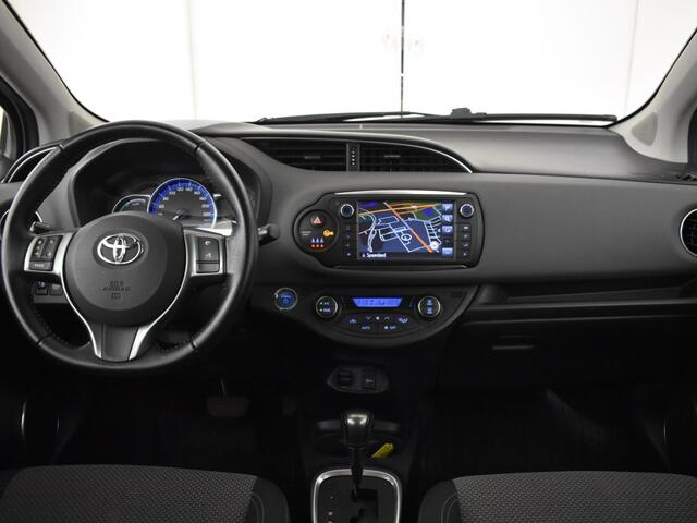 Toyota YARIS 1.5 Hybrid Trend | Parkeersensoren | Camera | Navigatie |