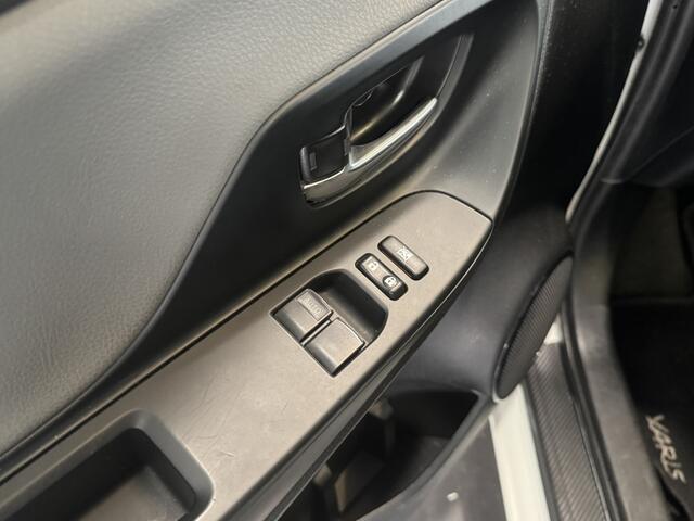 Toyota YARIS 1.5 Hybrid Aspiration | All seasons | Naviagtie | Camera |