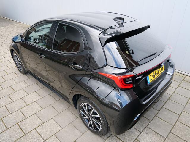 Toyota YARIS 1.5 Hybrid Dynamic 116 Pk Automaat Apple Carplay / DAB / Camera / Stuur- stoelverwarming