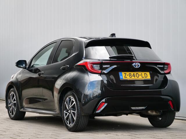 Toyota YARIS 1.5 Hybrid Dynamic 116 Pk Automaat Apple Carplay / DAB / Camera / Stuur- stoelverwarming