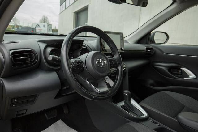 Toyota YARIS Cross 1.5 Hybrid Business