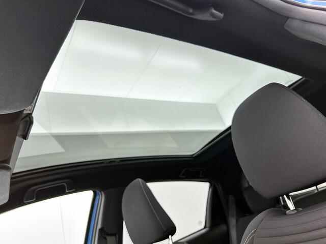 Toyota YARIS 1.5 Hybrid SkyBlue | Panoramadak | Trekhaak | Safety Pakket | LED | PDC voor en achter | Unieke Uitvoering | Onderweg-naar-dealer