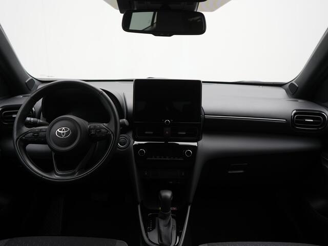 Toyota YARIS Cross 1.5 Hybrid 130 Dynamic | Stuur- en stoelverwarming | Parkeersensoren v+a | Navigatie gaat naar Leseman foto's