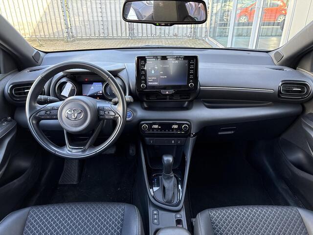 Toyota YARIS 1.5 Hybrid Executive **STOELVERWARMING/ KEYLESS/ ADAPTIEF CRUISE CONTROL**
