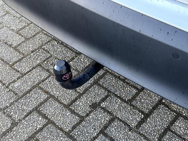 Toyota YARIS Cross 1.5 Hybrid Executive **JBL AUDIO/ TREKHAAK/ DODEHOEK DETECTIE**