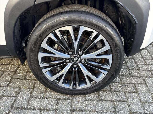 Toyota YARIS Cross 1.5 Hybrid Executive **JBL AUDIO/ TREKHAAK/ DODEHOEK DETECTIE**