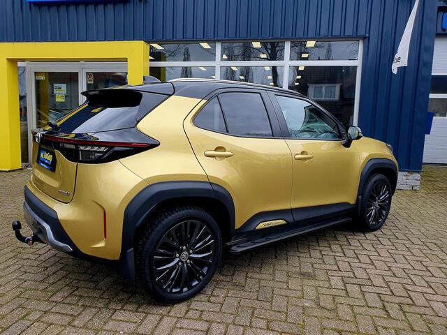 Toyota YARIS Cross 1.5 Hybrid Adventure Bi-Tone AWD All-in prijs!