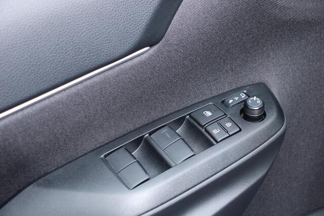 Toyota YARIS Cross 1.5 Hybrid 130 Dynamic STOEL/STUUR VERWARMING, CAMERA, KEYLESS, CARPLAY, 69DKM