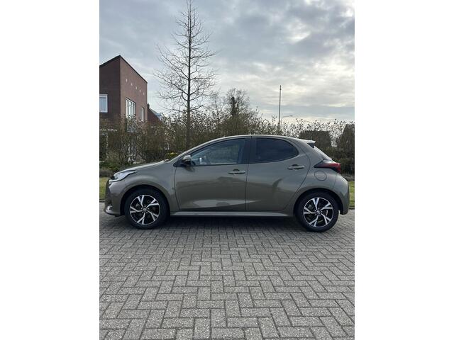Toyota YARIS 1.5 Hybrid 115 First Edition
