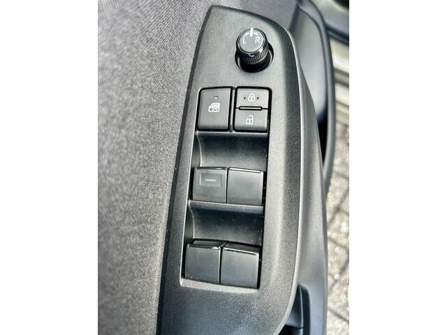 Toyota YARIS 1.5 Hybrid 115 First Edition