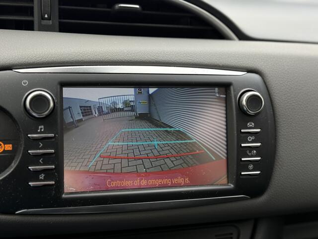 Toyota YARIS 1.0 VVT-i Active met slechts 27.105km!!! | Bluetooth | Clima | Camera | Radio | Elekt. Ramen | Rijstrooksensor | RIJKLAARPRIJS INCL 12 MAANDEN GARANTIE EN BEURT