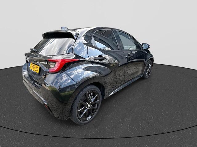 Toyota YARIS 1.5 Hybrid Executive | Blindspot| Sensoren | LED | Privacy glas