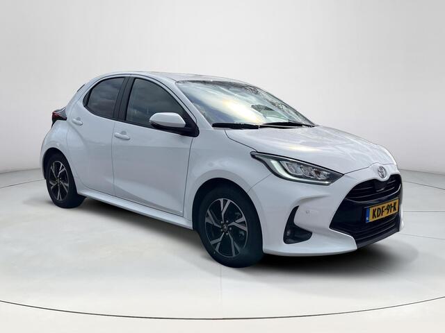 Toyota YARIS 1.5 Hybrid 115 Dynamic | Stoel- + stuurverwarming | Parkeersensoren | Carplay | LED koplampen