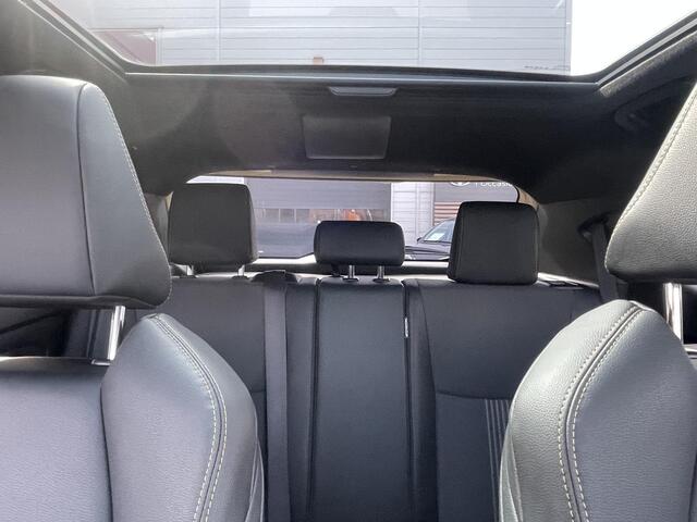 Toyota YARIS Cross 1.5 Hybrid Adventure Panoramadak All Season