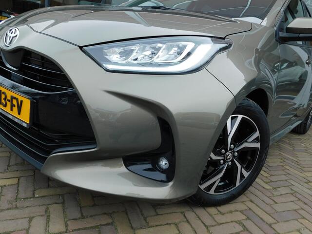 Toyota YARIS 1.5 Hybrid 115 First Edition